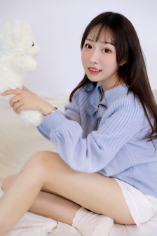 放荡的小峓子喂奶在线观看